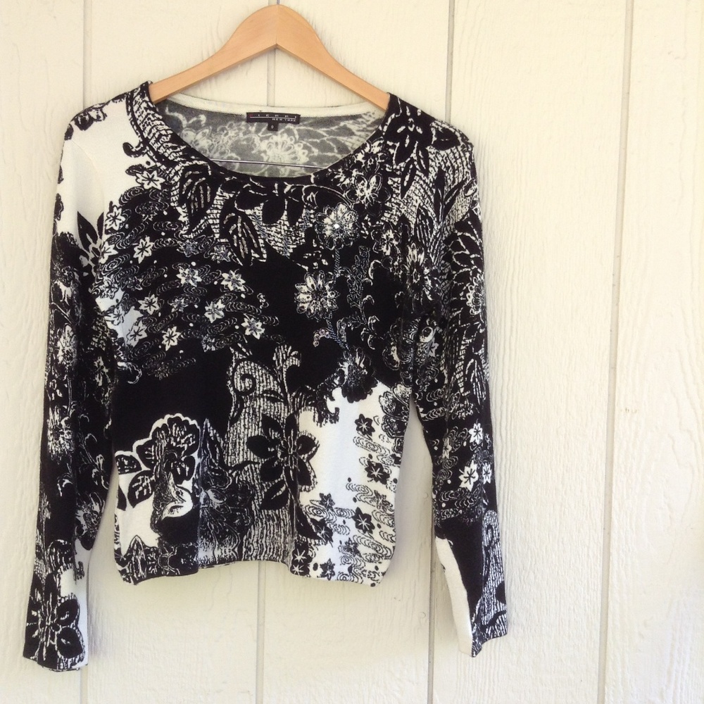 Pierre New York Long Sleeve Top, size S